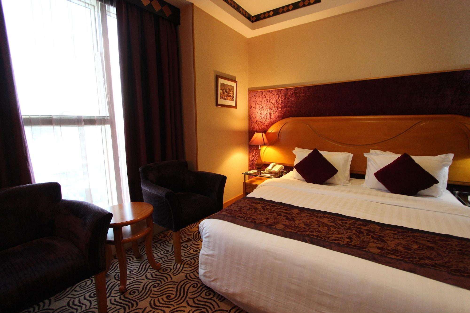 Awaliv International Hotel Ta'if Dış mekan fotoğraf A room at the hotel