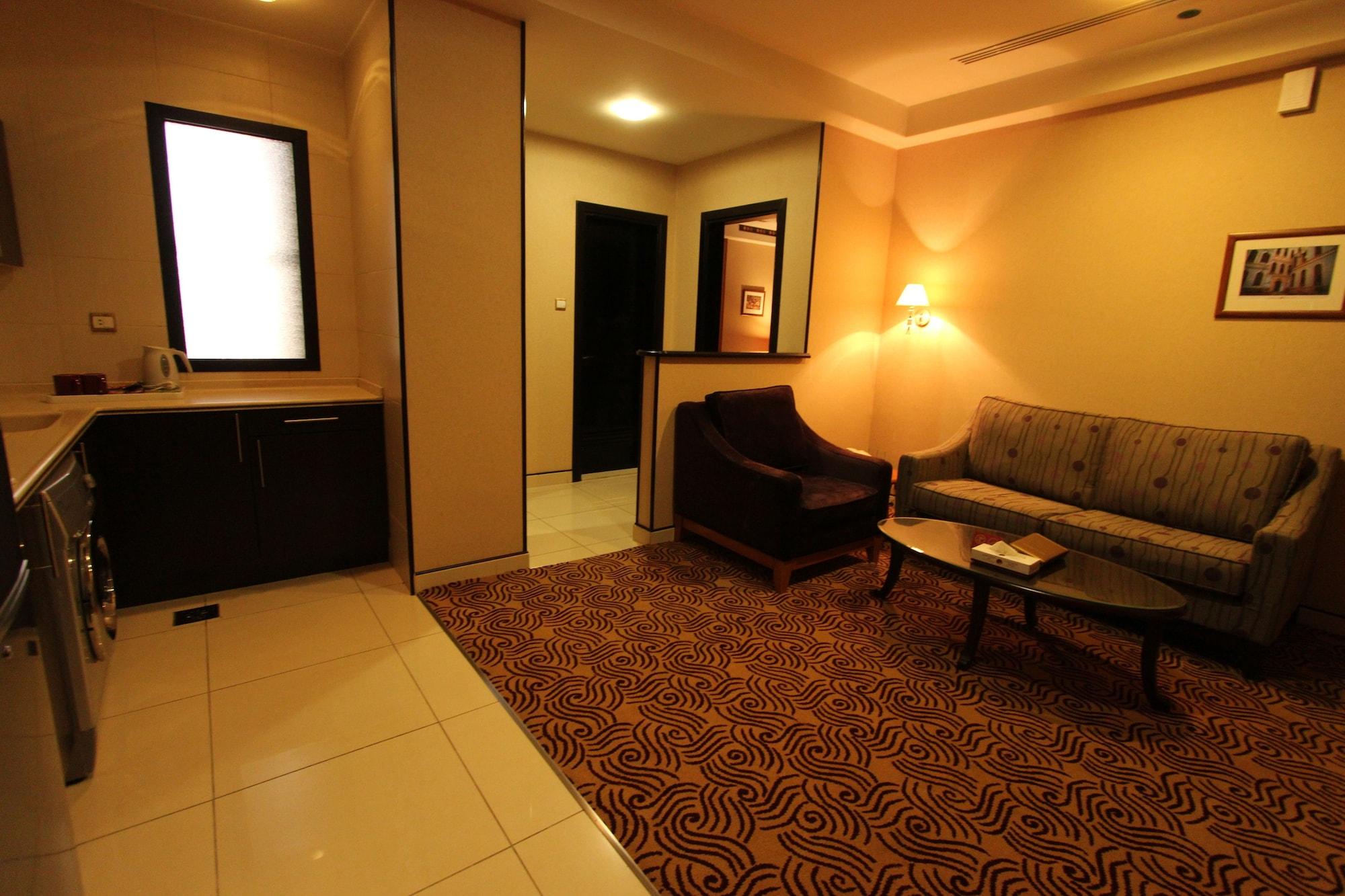 Awaliv International Hotel Ta'if Dış mekan fotoğraf A suite at the hotel