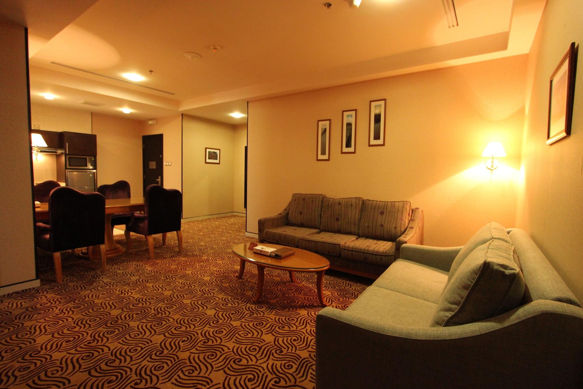 Awaliv International Hotel Ta'if Dış mekan fotoğraf A suite at the hotel