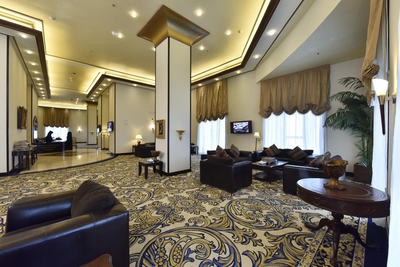 Awaliv International Hotel Ta'if Dış mekan fotoğraf The lobby of the hotel