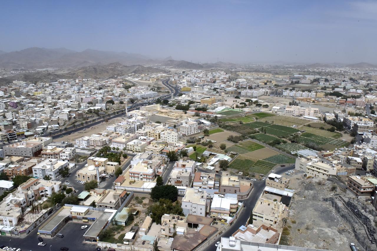 Awaliv International Hotel Ta'if Dış mekan fotoğraf Aerial view of the city
